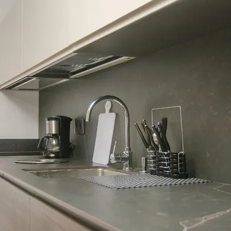 One Bedroom With Enclosed Garden And Wifi At Apartamento Nazaret